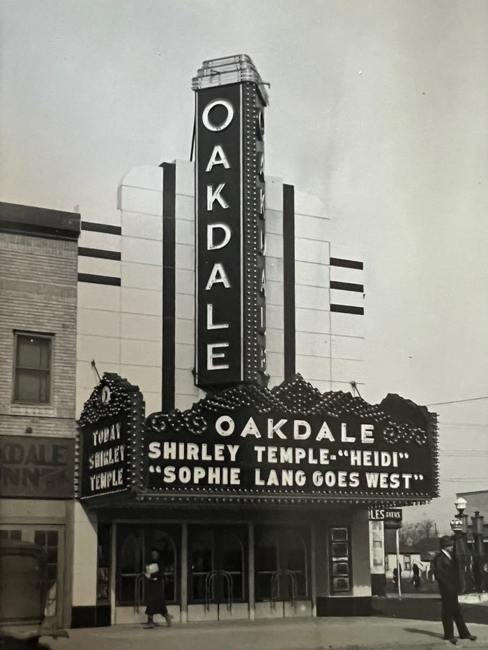 Oakdale Theatre - OAKDALE THEATRE HAZEL PARK MI 1937 AS JOHNSON PHOTO 